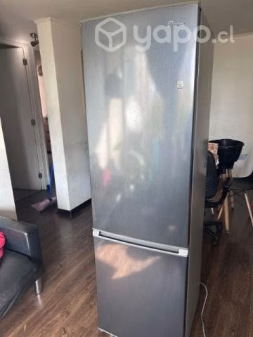 Refrigerador MIDEA