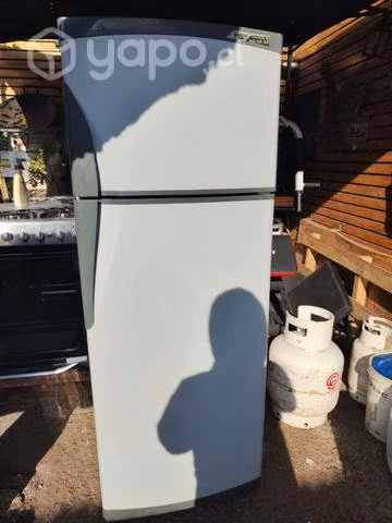 Refrigerador fensa