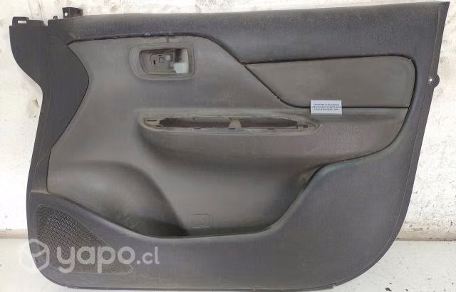 Tapiz Puerta Delantera Derecha (MLF138) Mitsubishi