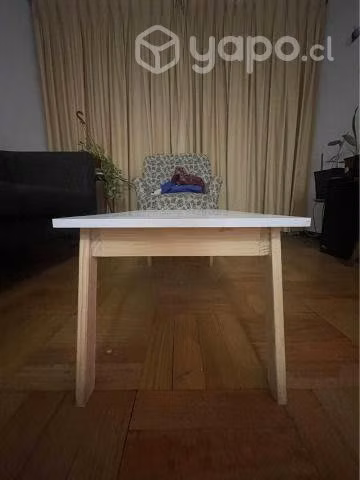 Mesita de centro blanca