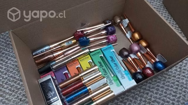 Lote grande maquillaje precio ultra bajo