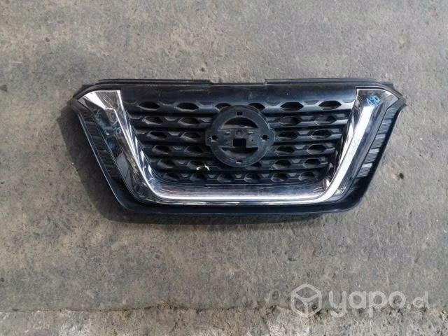 Mascara nissan kicks original