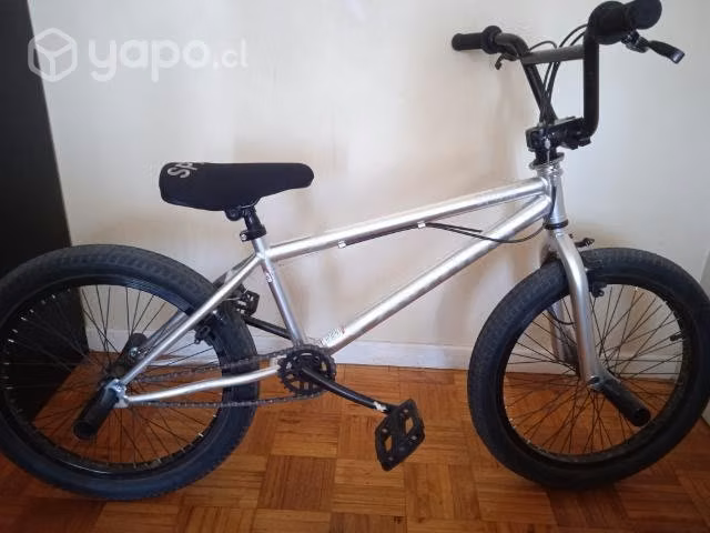 Bicicleta BMX Oxford Spine Aro 20 Plata