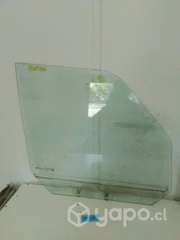 Vidrio Puerta Delant der (MNP001) Mahindra 2020