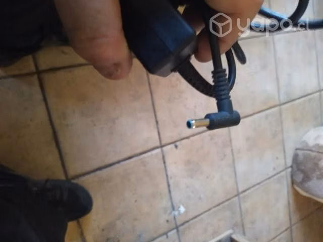 Cargador HP punta azul