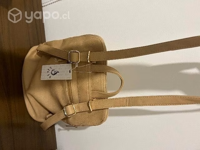 Cartera mochila nueva marca Lilas