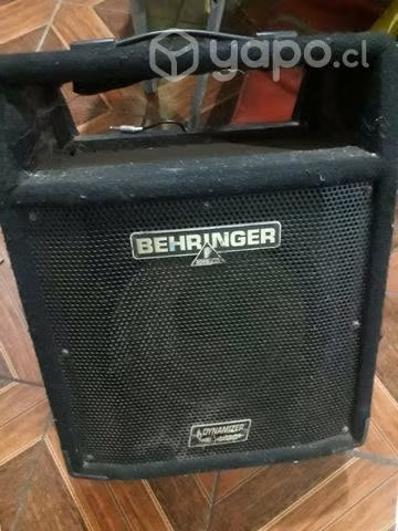 Woofer behringer parlante de guitarra