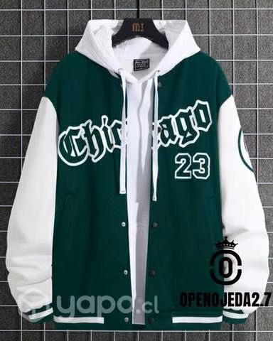 Chaqueta universitaria con estampado