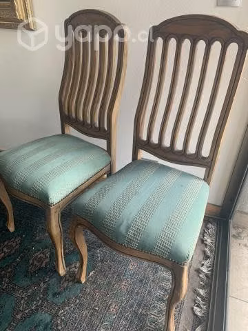 Comedor de vidrio biselado con 8 sillas de madera
