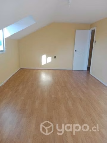 Casa grande en la comuna de cerro navia