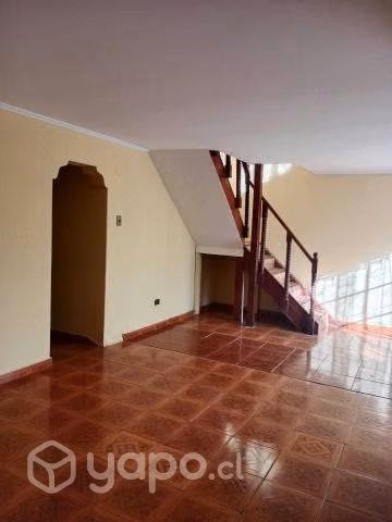 Casa grande en la comuna de cerro navia