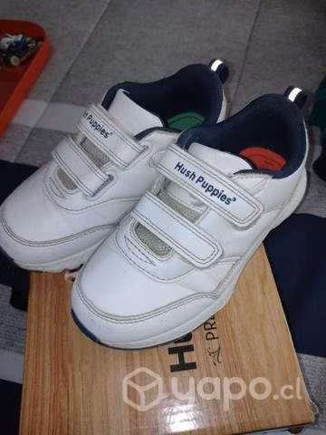 Zapatillas número 28 hush puppies