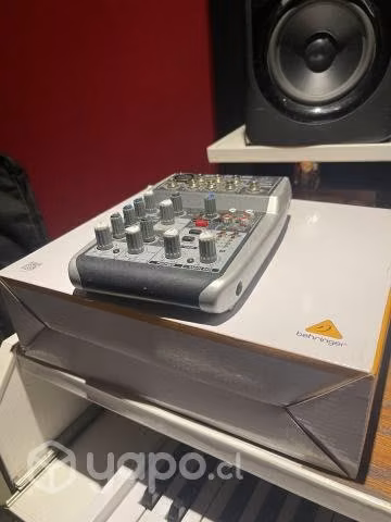 Consola Mixer Behringer Usb Excelente Estado