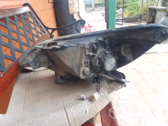 Óptico derecho disponible original Kia rio 42014