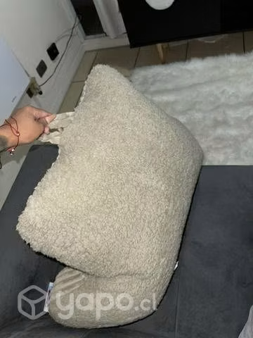 Almohada color gris - Imagen 2