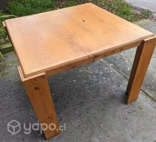 Mesa de arrimo o de servicio