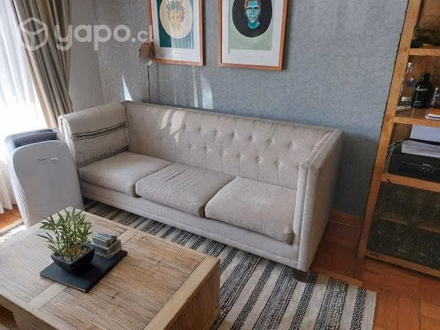 Sofá estilo botoné Gris