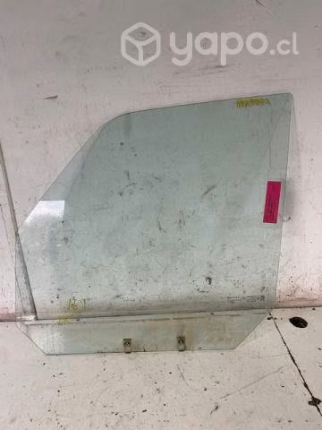 Vidrio original pta del izq (MAP001) Mahindra 2018