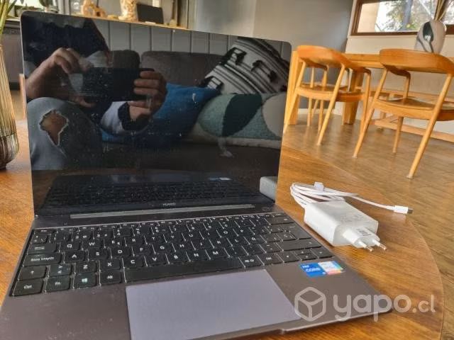 Huawei Matebook 13 11th Gen Intel I5 8+512gb