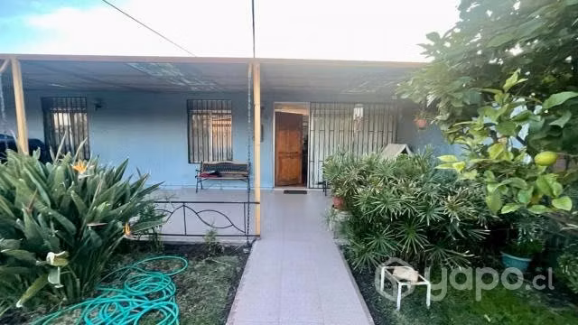 Gran casa con departamento interior independiente