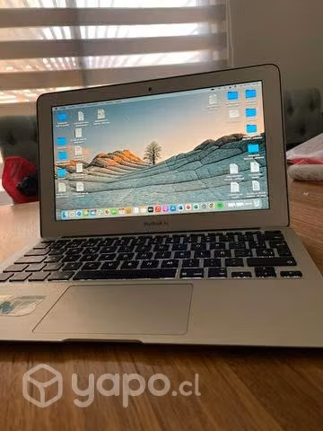 MacBook Air 11-inch, conversable - Imagen 3
