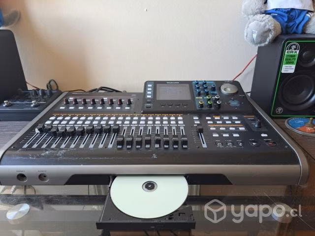 Tascam dp-24 digital portastudio