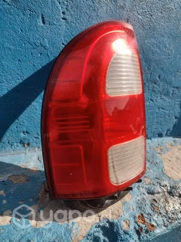 Foco trasero izq Chevrolet Corsa mexicano HB 2010 - Imagen 2