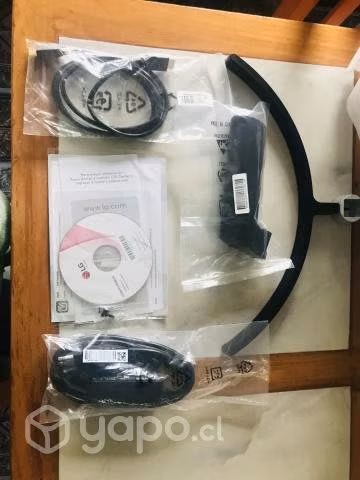Monitor LG 31,5 - Imagen 4