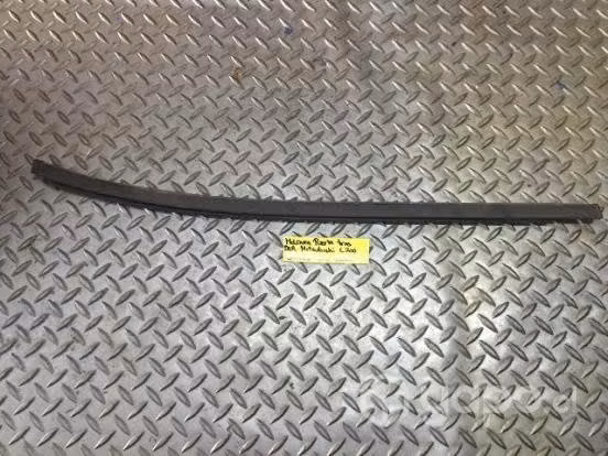 Moldura lame vidrio tras der Mitsubishi L200 2007-