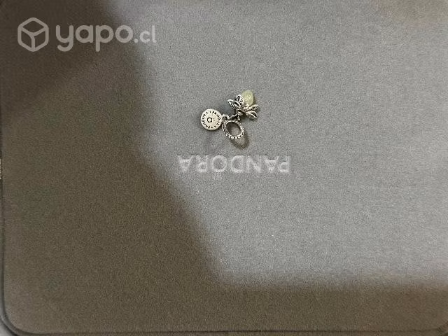 Charm de Luciérnaga Pandora