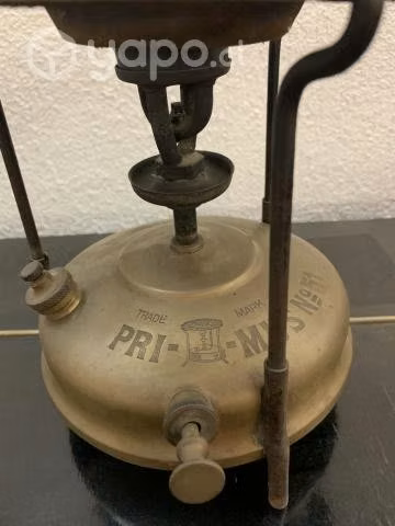 Anafre antiguo de bronce. Hechos en Estocolmo
