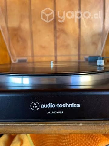 Tornamesa Audio - Technica LP60XUSB-BK Usada