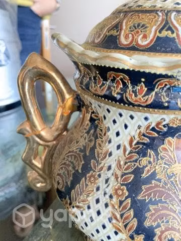 2 jarrones Chinos pintados a mano. Porcelana