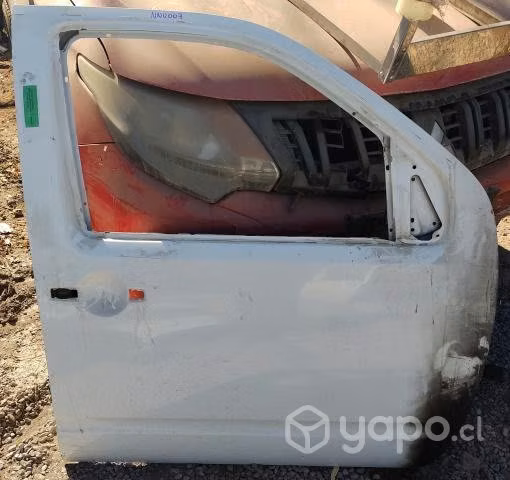 Puerta Del der (NNV007) Nissan Navara 2014 SE