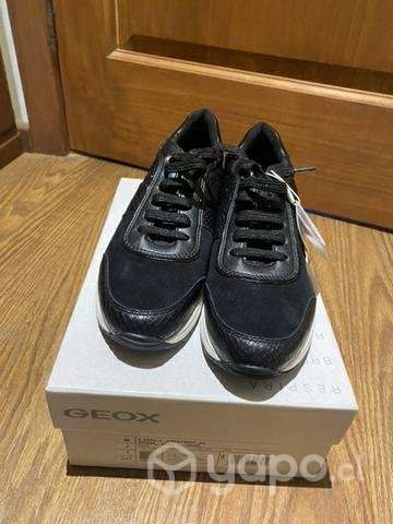 Zapatillas Nuevas - Imagen 3