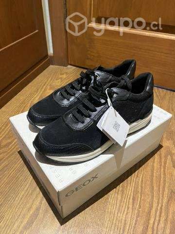 Zapatillas Nuevas - Imagen 2