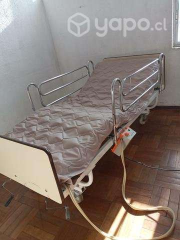 Catre clinico con colchon + antiescaras y pañales - Imagen 3