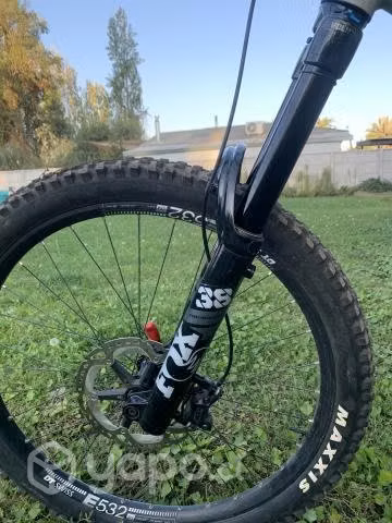 Bicicleta commencal clash essenthial 2022