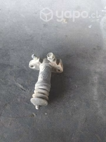 CILINDRO ESCLAVO EMBRAGUE Suzuki Grand Nomade j20a