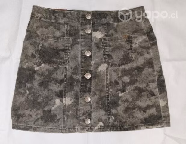 Lote de ropa, carteras y zapatos