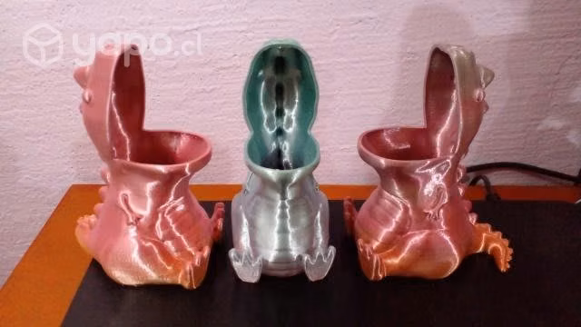 Lapicero o recipiente de dinosaurio