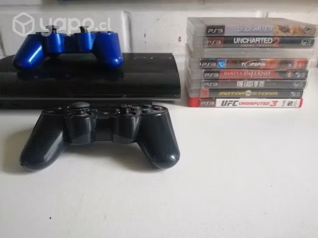Playstation 3 2 joistick originales más 11 juegos