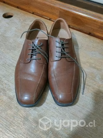 Zapatos hush puppies nuevos de cuero