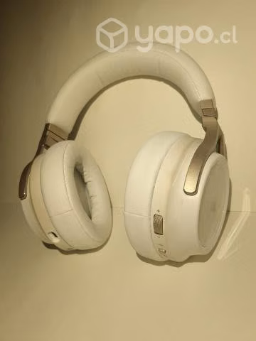 Audífonos Corsair Virtuoso RGB Wireless blancos
