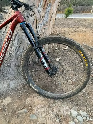 Bicicleta enduro