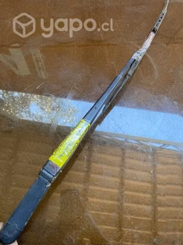 Plumilla limpia parabrisas izq Nissan Navara 2015