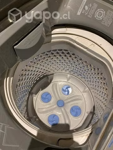Lavadora en buen estado de 7.5 kilos funcionando
