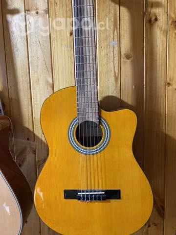 Guitarra Ibáñez electroacústica