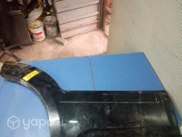 Moldura puerta trasera derecha Kia Sorento 2.5