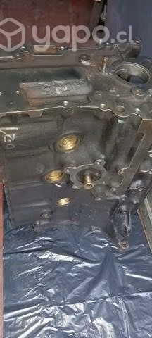 Block de motor original Nissan D-21 - Imagen 3